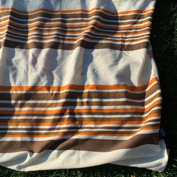 Vintage Handmade Patchwork Quilt Farmhouse Double Sided Retro 72x64 Blanket - Picture 3 of 9